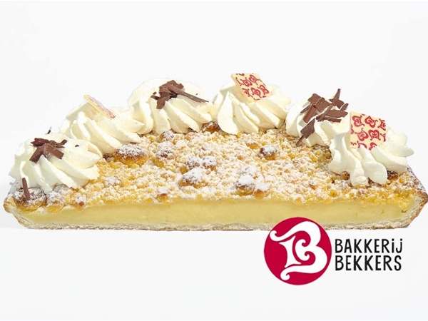 Kruimel Vlaai met slagroom